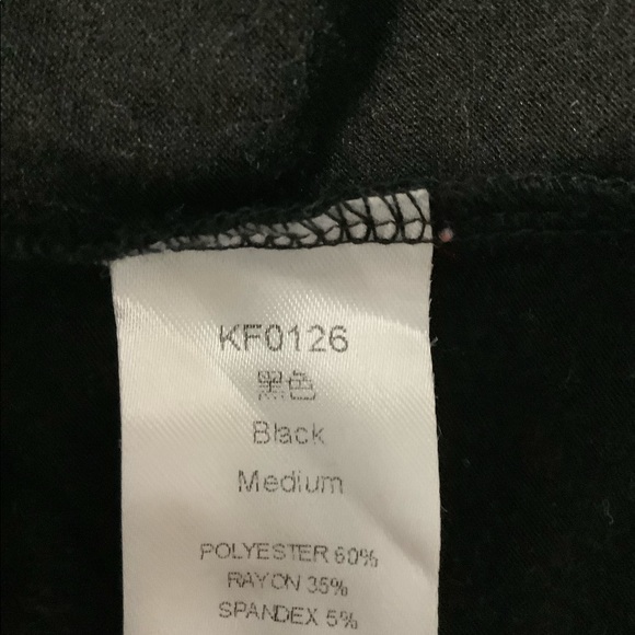 Black tank top - Picture 4 of 4